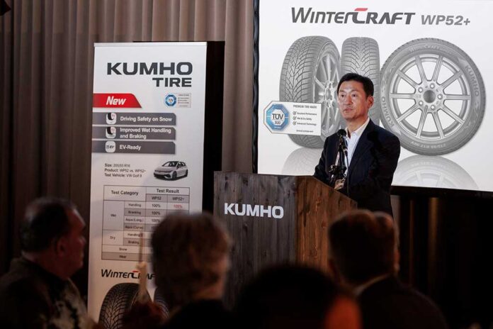 Kumho WinterCraft WP52+